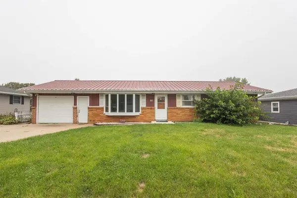 240 St Ann Avenue, Dickeyville, WI 53808