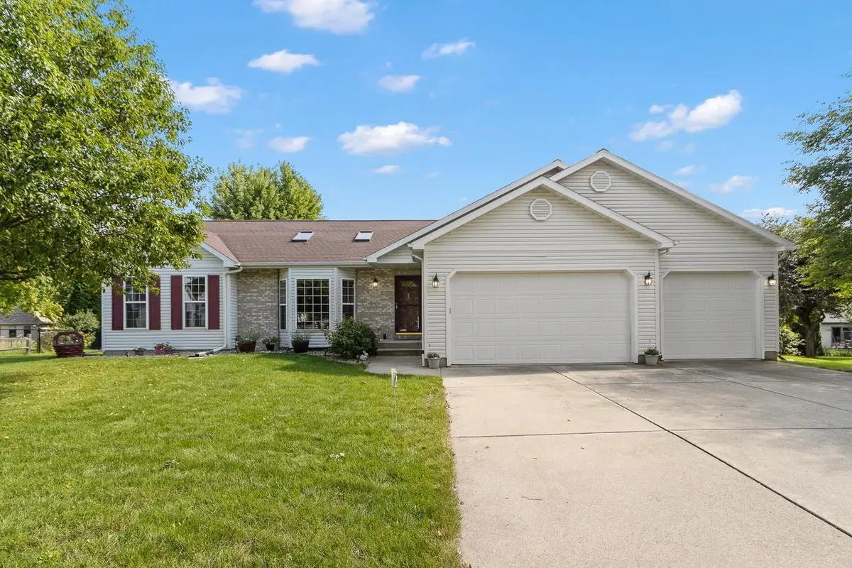 1331 Pinnacle Circle, Sun Prairie, WI 53590 - #1