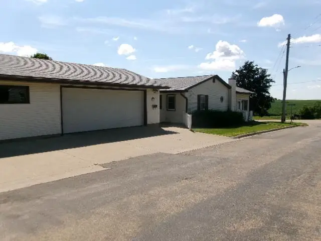 348 Walnut Street, Belmont, WI 53510 - #2