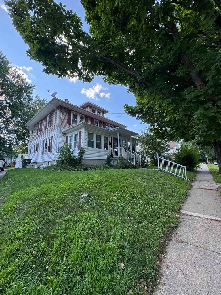 413 S Tyler Street, Lancaster, WI 53813 - #2