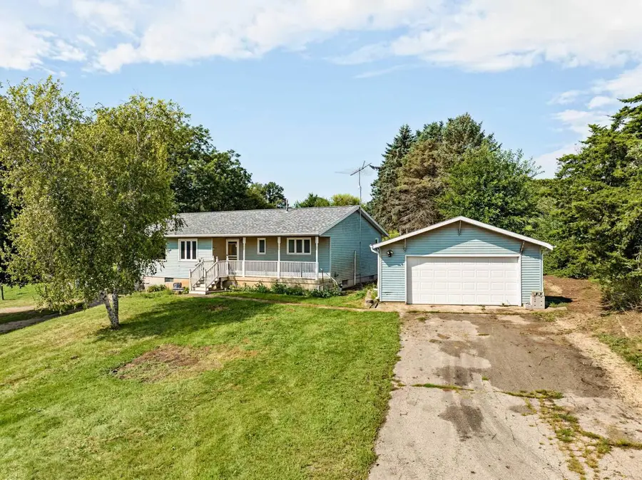 5635 Mack Lane, Gratiot, WI 53541 - #2