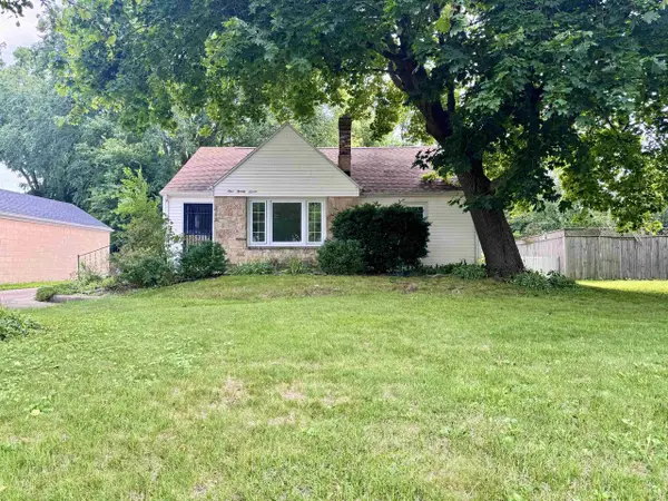 127 S Harmony Drive, Janesville, WI 53545