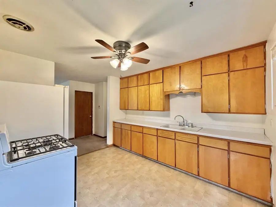 1827 Cleveland Street, Beloit, WI 53511 - #2