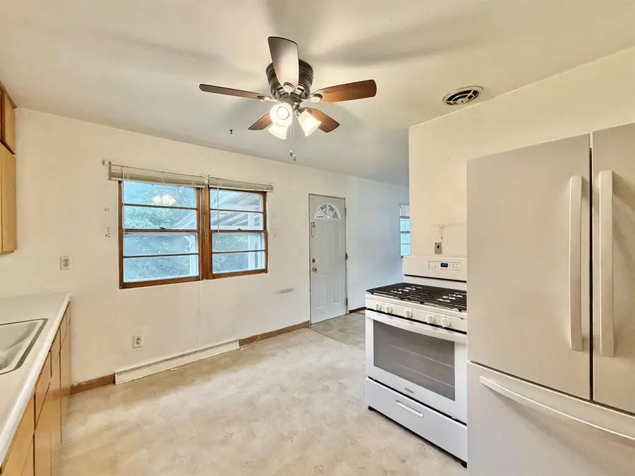 1827 Cleveland Street, Beloit, WI 53511 - #3