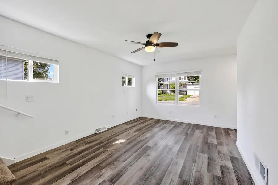 407 S Lincoln Avenue, Beaver Dam, WI 53916 - #3