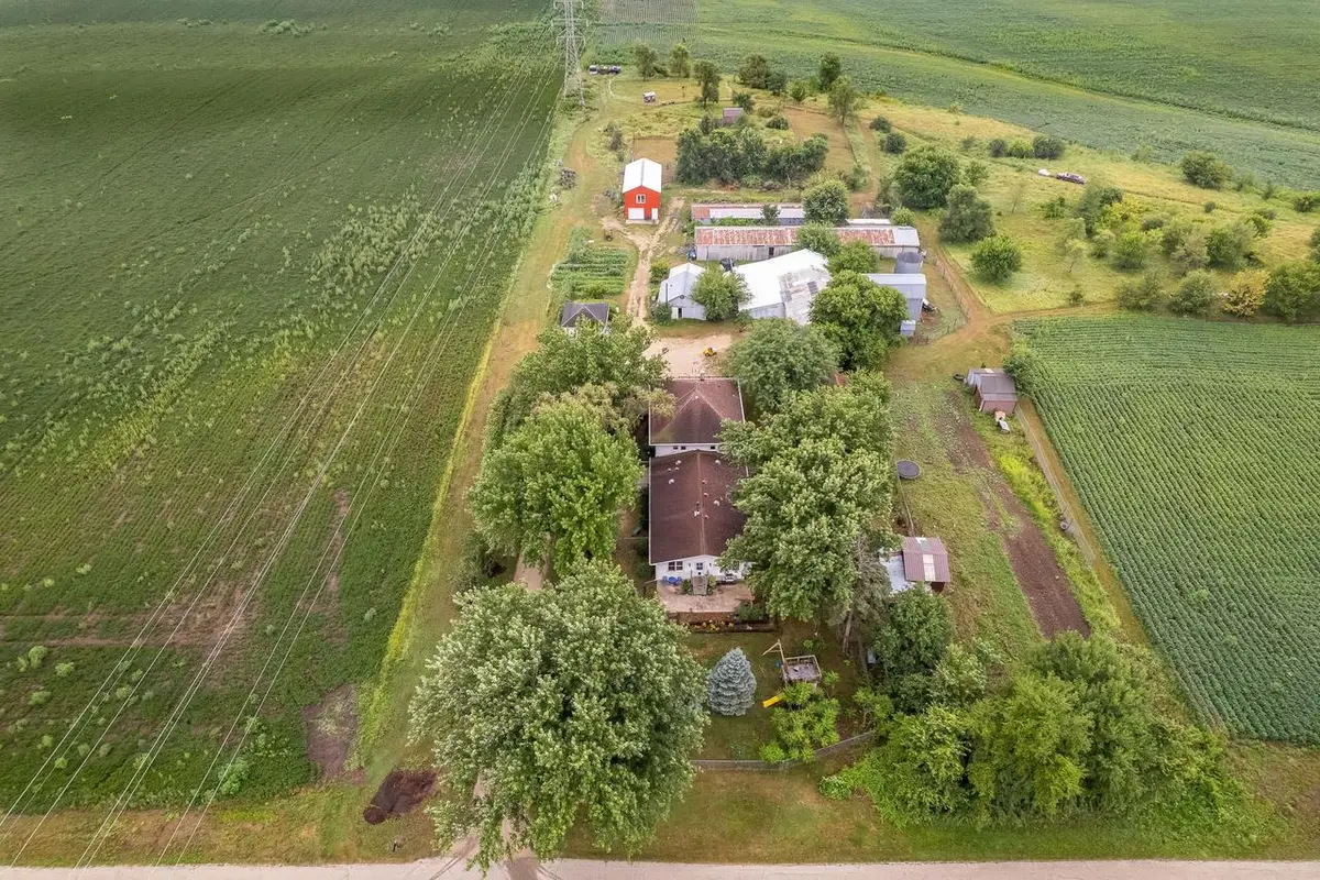 1516 E Philhower Road, Beloit, WI 53511 - #1