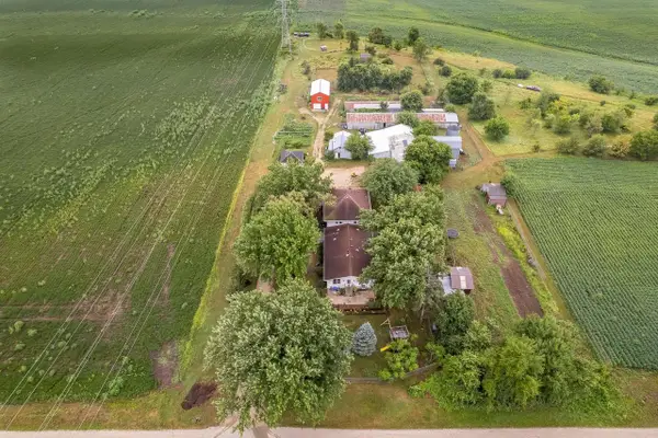1516 E Philhower Road, Beloit, WI 53511
