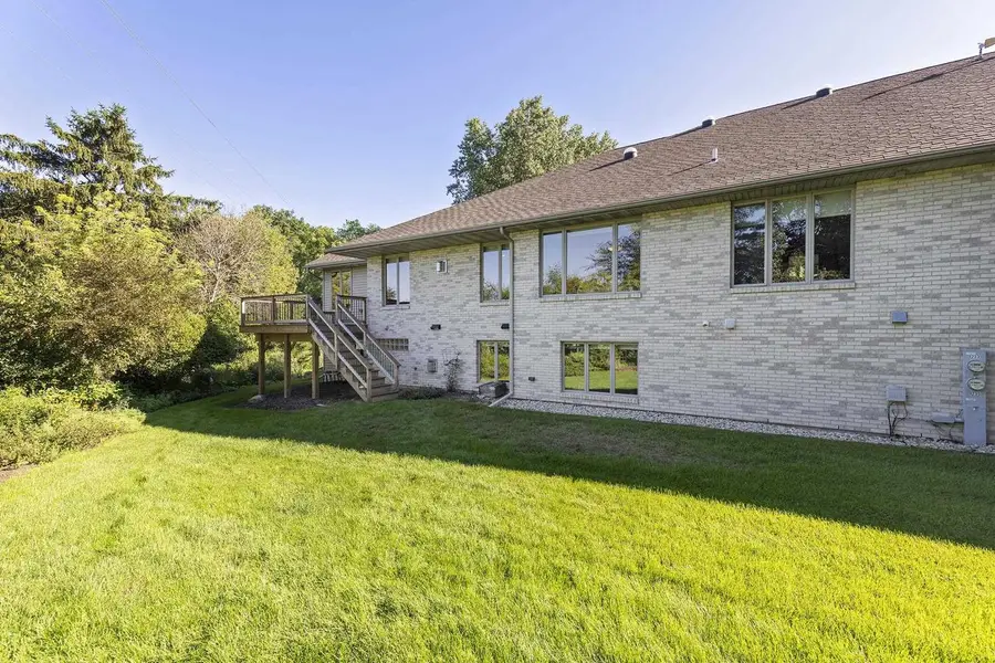 1235 W Sherman Avenue, Fort Atkinson, WI 53538 - #2