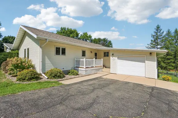 212 Nesheim Trail, Mount Horeb, WI 53572