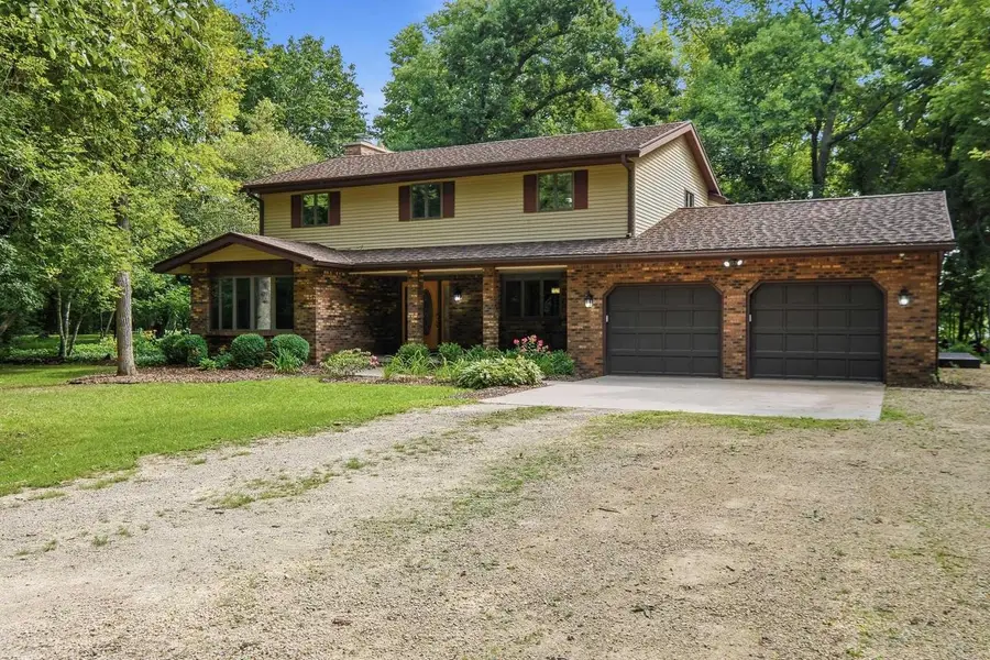 7050 Briar Lane, Sun Prairie, WI 53590 - #2
