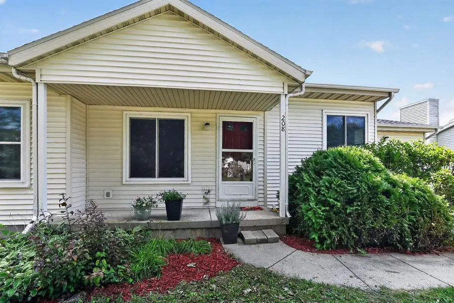 208 W Clover Lane #B, Cottage Grove, WI 53527 - #3