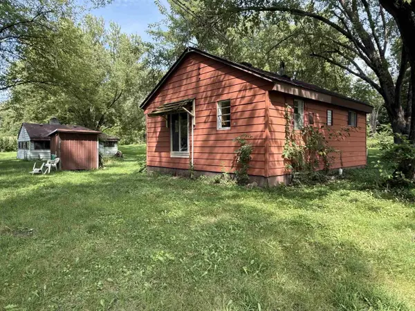 30615 Lakeshore Drive, Prairie Du Chien, WI 53821