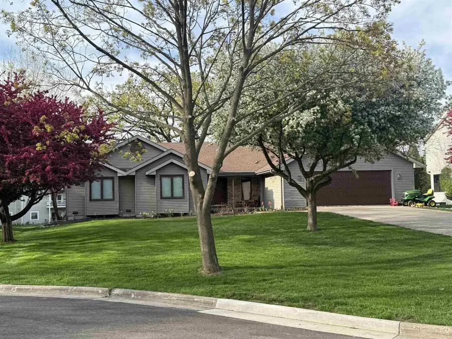 308 Fox Circle, Cottage Grove, WI 53527 - #3