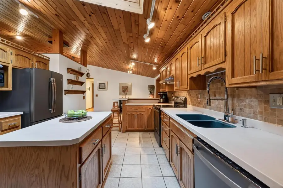 602 Hickory Court, Verona, WI 53593 - #2