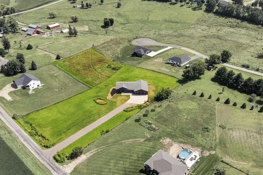 1095 Walnut Dell Road, Platteville, WI 53818 - #2