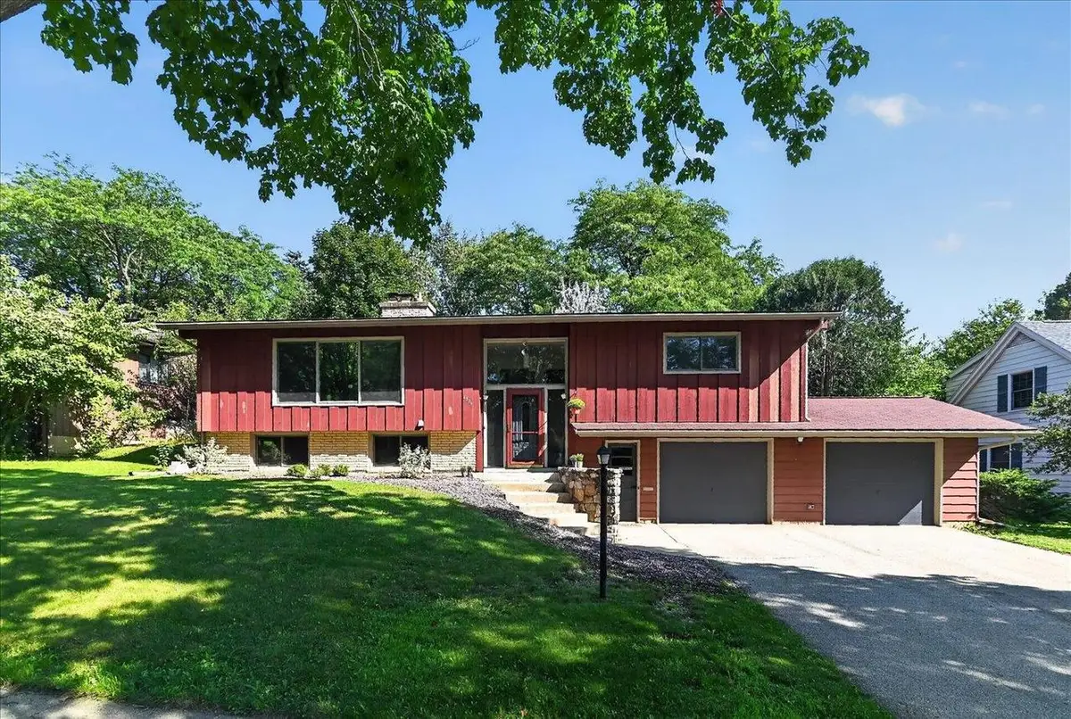 6506 Gettysburg Drive, Madison, WI 53705 - #1