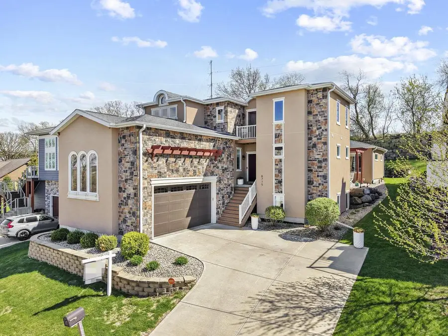 6715 S Chickahauk Trail, Middleton, WI 53562 - #2