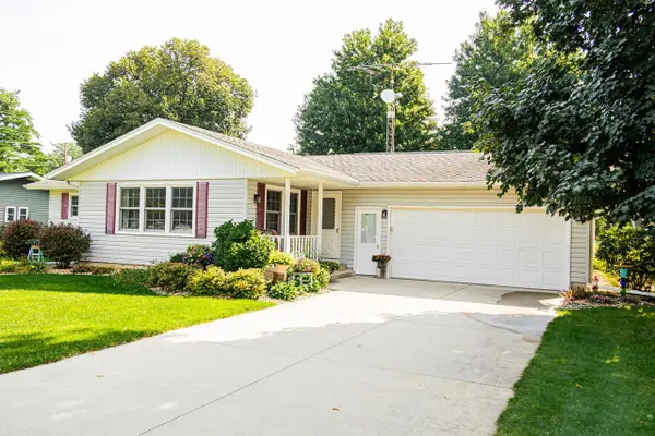 1904 W 7th Avenue, Brodhead, WI 53520