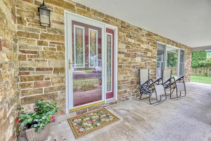 7315 Voss Parkway, Middleton, WI 53562 - #2