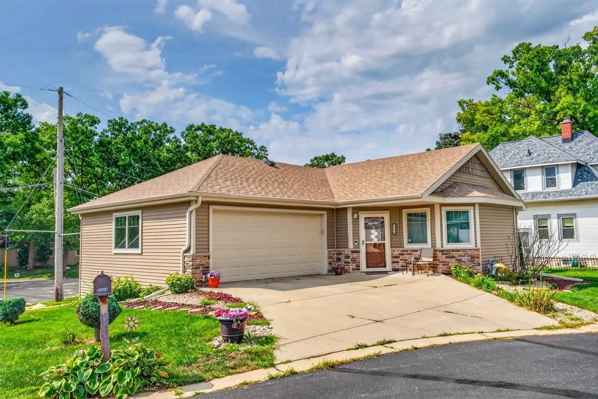 2004 Butler Court, Middleton, WI 53562 - #1
