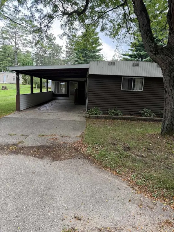 N750 Golf Road #51A, Prairie Du Sac, WI 53578