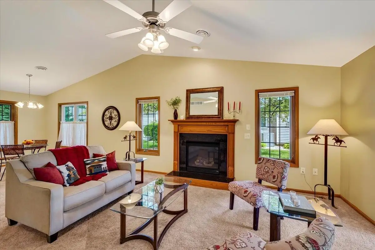 640 Springbrook Circle, Deforest, WI 53532 - #1