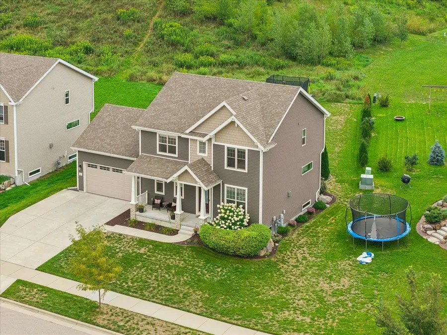 5477 N Peninsula Way, McFarland, WI 53558 - #3