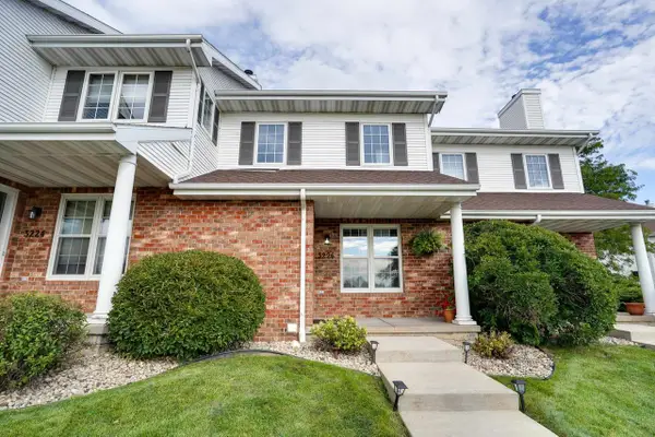 3226 Dorchester Way, Madison, WI 53719