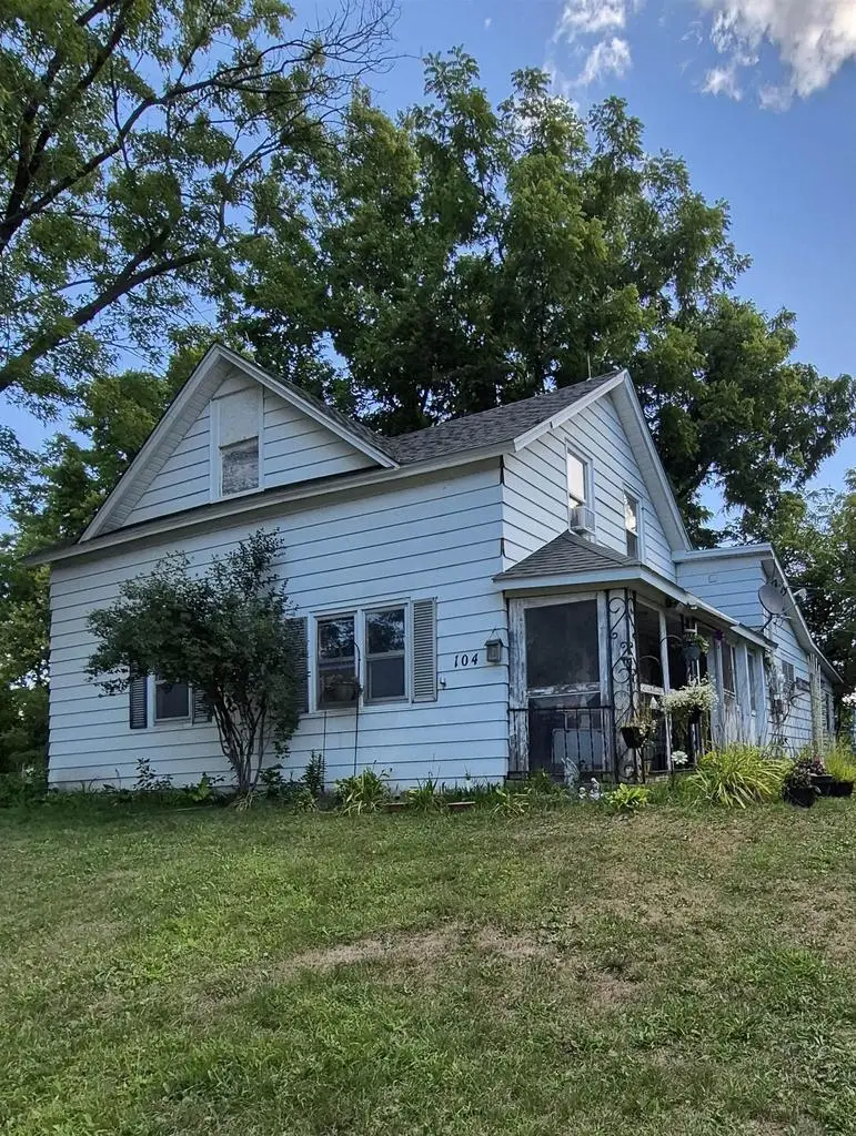 104 S Washington Street, Melrose, WI 54642 - #1