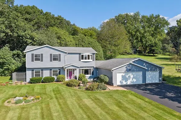 4862 Hickory Trail, Middleton, WI 53562