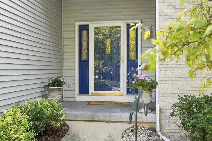 893 Chalfont Drive, Sun Prairie, WI 53590 - #3