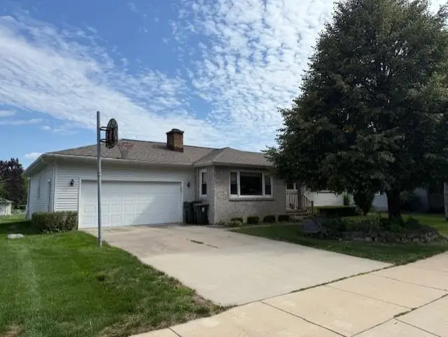 653 Gerald Avenue, Sun Prairie, WI 53590 - #1