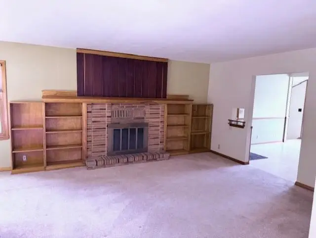 653 Gerald Avenue, Sun Prairie, WI 53590 - #3