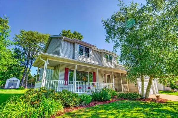 827 Ridge View Lane, Oregon, WI 53575
