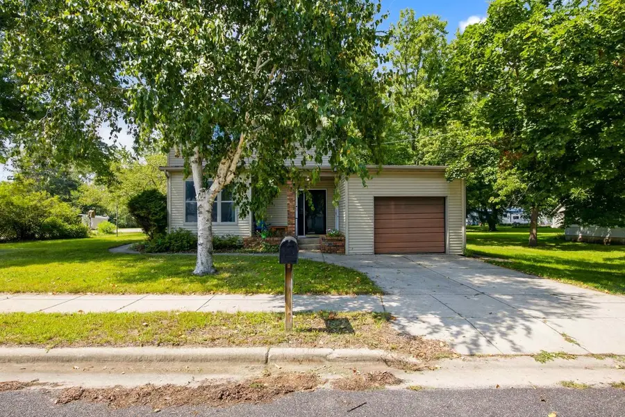407 Oak Street, Arena, WI 53503 - #3