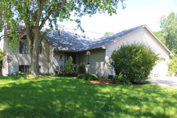 2071 Yahara Drive, Stoughton, WI 53589