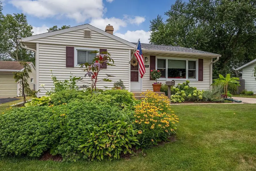 306 Garnet Lane, Madison, WI 53714 - #3