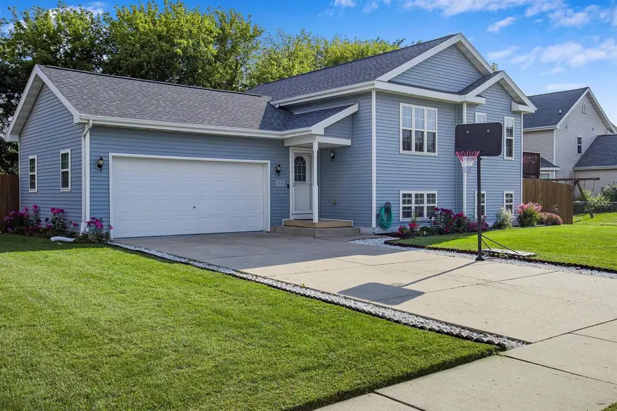 104 Shawn Avenue, Arlington, WI 53911 - #3
