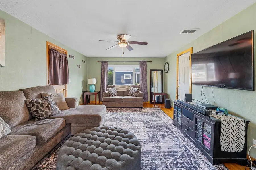 10 N Watertown Street, Waupun, WI 53963 - #2