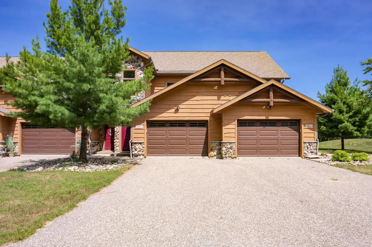 W4134 Vista Drive #20, Mauston, WI 53948 - #1