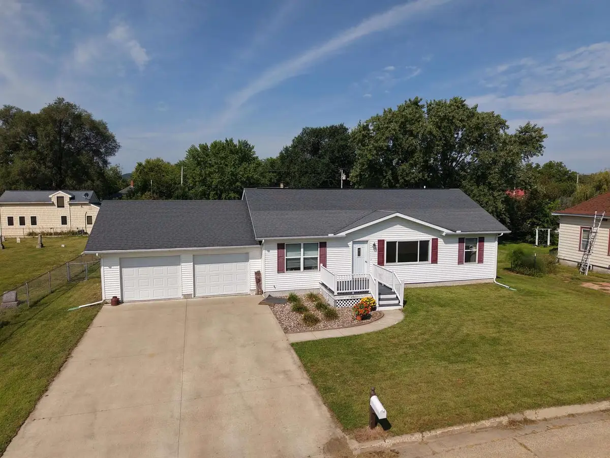 603 N Wacouta Avenue, Prairie Du Chien, WI 53821 - #1