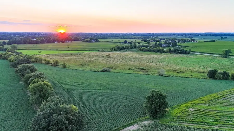 W11851 State Road 16 & 60, Columbus, WI 53925 - #3