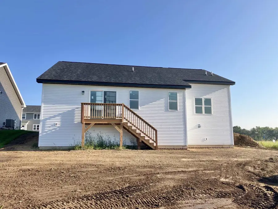 325 Dahlia Drive #30, Stoughton, WI 53589 - #2