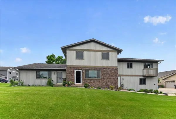 1909 Fox Run, Mount Horeb, WI 53572