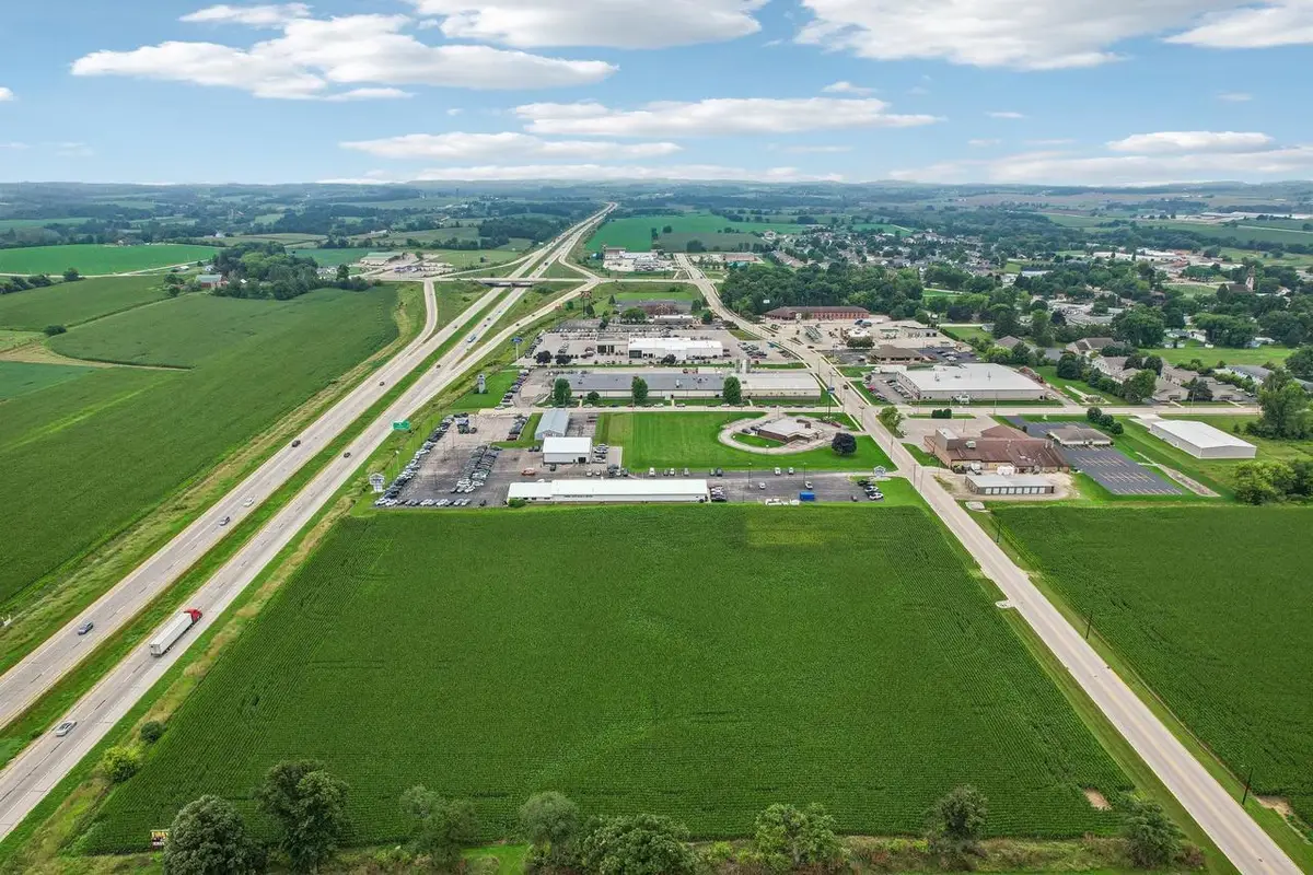 950 East Avenue, Lomira, WI 53048 - #1