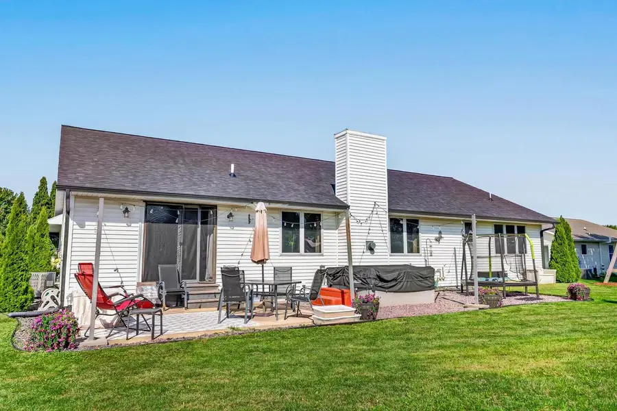 1357 Overlook Pass, Sun Prairie, WI 53590 - #3