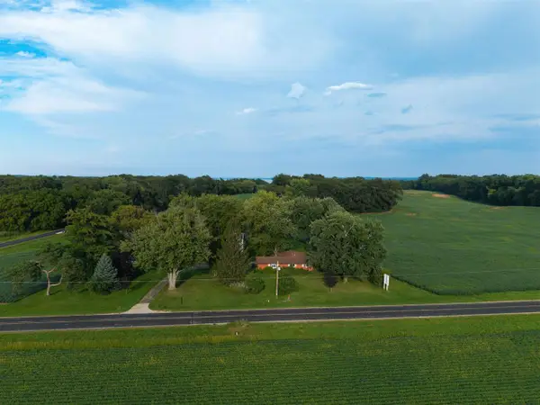 316 Hillside Road, Edgerton, WI 53534