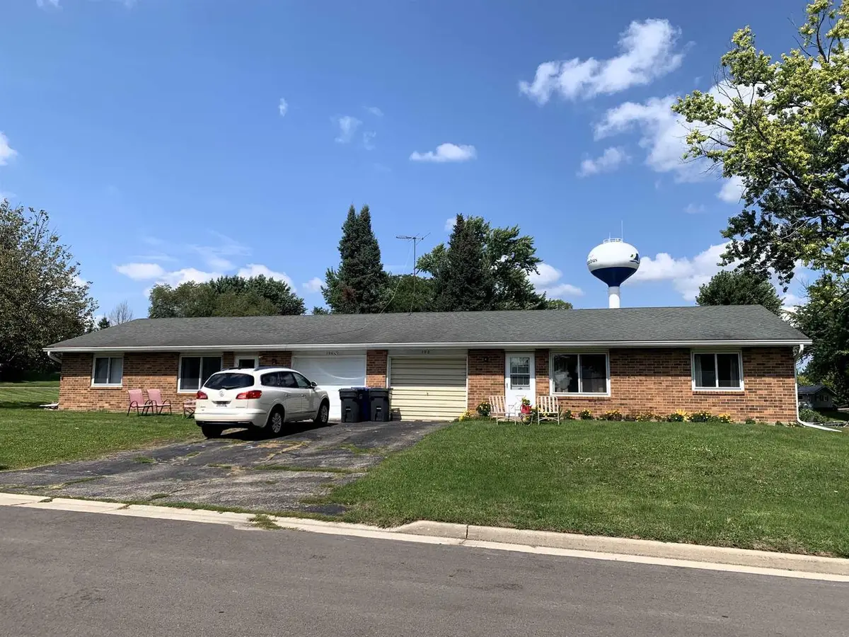 100-102 Hillside Lane, Columbus, WI 53925 - #1
