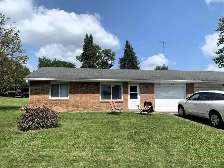 100-102 Hillside Lane, Columbus, WI 53925 - #3