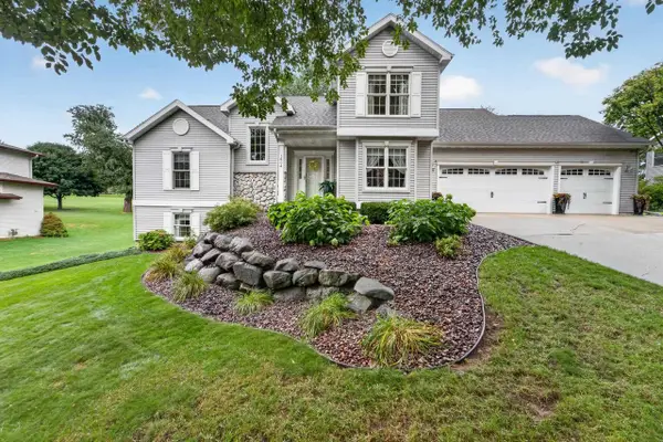 1604 Three Wood Drive, Mount Horeb, WI 53572